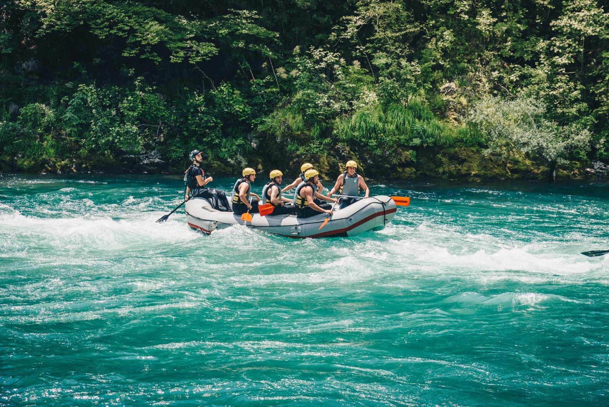 Camp Divlja Rijeka Hotel Hum Екстериор снимка